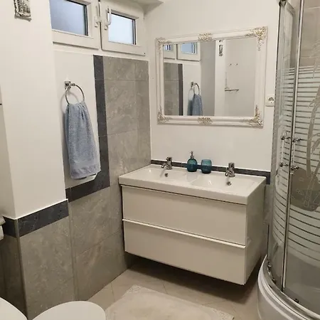 Mandac Apartman