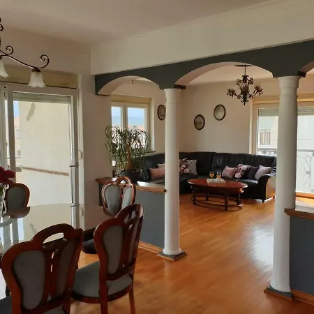 Mandac Apartman Kaštela