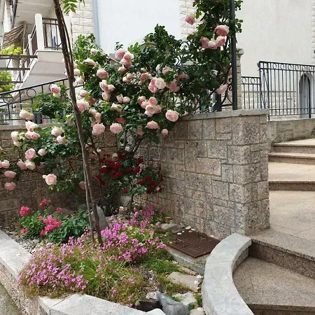 Mandac Apartman Kaštela